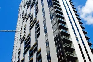 151 SE 1st St, Miami, FL 33131 - Photo 1