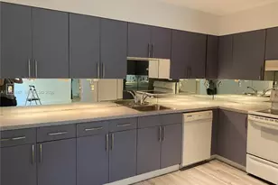 1308 Drexel Ave, Miami Beach, FL 33139 - Photo 25