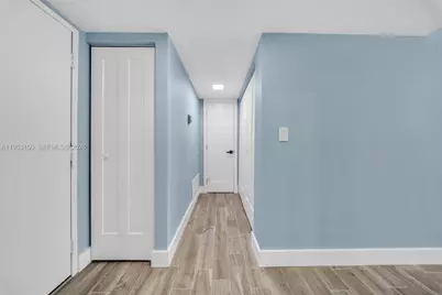 1200 NE Miami Gardens Dr #219W, Miami, FL 33179 - Photo 9