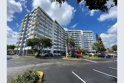 1200 NE Miami Gardens Dr #219W, Miami, FL 33179 - Photo 1