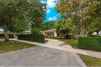 1491 NE 132nd Rd, North Miami, FL 33161 - Photo 1