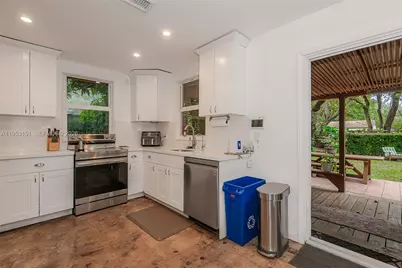 1491 NE 132nd Rd, North Miami, FL 33161 - Photo 11