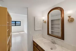 3200 N Port Royale Dr N, Fort Lauderdale, FL 33308 - Photo 21