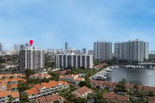 3598 Yacht Club Dr, Aventura, FL 33180 - Photo 43