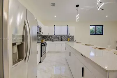 742 NW 70th St #2, Miami, FL 33150 - Photo 37