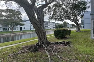 8350 Sands Point Blvd, Tamarac, FL 33321 - Photo 15