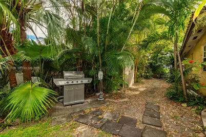 1611 Fletcher St, Hollywood, FL 33020 - Photo 37