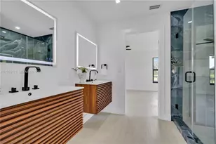 17680 SW 54th St, Southwest Ranches, FL 33331 - Photo 19