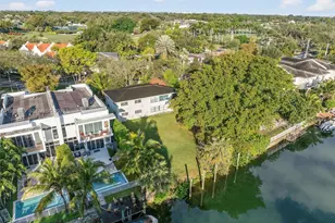 4851 University Dr, Coral Gables, FL 33146 - Photo 5