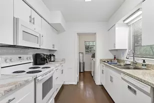 4851 University Dr, Coral Gables, FL 33146 - Photo 25