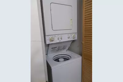 1400 SW 124th Ter #111Q, Pembroke Pines, FL 33027 - Photo 13