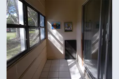 1400 SW 124th Ter #111Q, Pembroke Pines, FL 33027 - Photo 17
