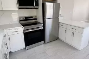 607 SW 10th St, Fort Lauderdale, FL 33315 - Photo 9