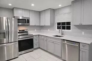 607 SW 10th St, Fort Lauderdale, FL 33315 - Photo 17