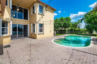 2021 SW 176th Ave, Miramar, FL 33029 - Photo 45