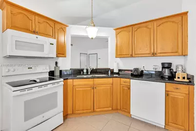 672 SW Stillman Ave, Port Saint Lucie, FL 34953 - Photo 9