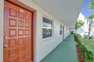 3511 E Inverrary Dr, Lauderhill, FL 33319 - Photo 7