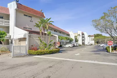 3511 E Inverrary Dr #107, Lauderhill, FL 33319 - Photo 3