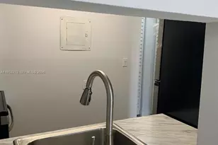 271 NW 177th St, Miami Gardens, FL 33169 - Photo 5