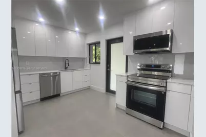 13380 NW 32nd Ave, Opa Locka, FL 33054 - Photo 5