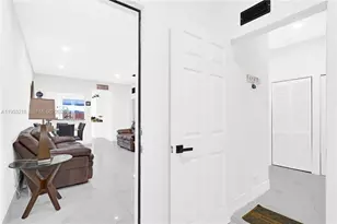 64 SW 15th Terrace, Homestead, FL 33030 - Photo 9