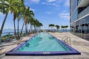 601 NE 36th St, Miami, FL 33137 - Photo 37