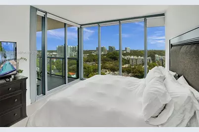 601 NE 36th St #1003, Miami, FL 33137 - Photo 21