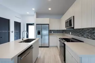 4740 NW 84th Ct, Doral, FL 33166 - Photo 11