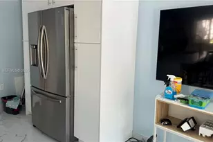 1633 McKinley St, Hollywood, FL 33020 - Photo 9