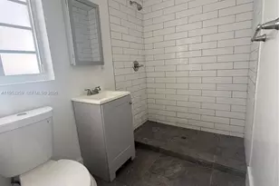 912 Euclid Ave, Miami Beach, FL 33139 - Photo 5