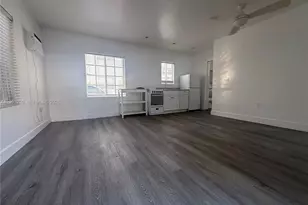 912 Euclid Ave, Miami Beach, FL 33139 - Photo 3