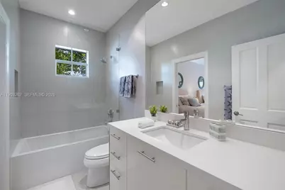 164 W Mashta Dr, Key Biscayne, FL 33149 - Photo 25