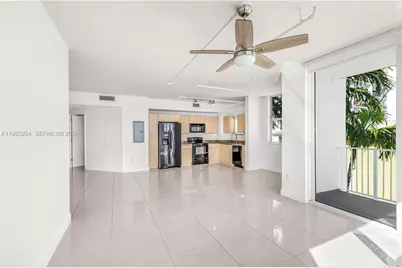 3180 SW 22nd St #601, Miami, FL 33145 - Photo 11