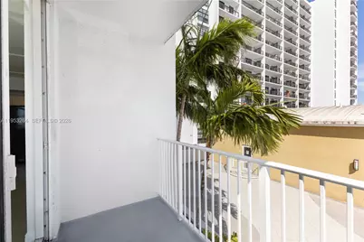 3180 SW 22nd St #601, Miami, FL 33145 - Photo 7