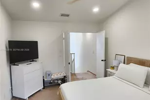 11763 NW 11th St, Pembroke Pines, FL 33026 - Photo 17