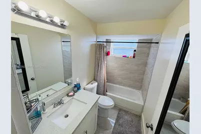 10137 SW 223rd Ter, Cutler Bay, FL 33190 - Photo 9