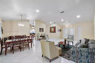 8201 NW 53rd St, Lauderhill, FL 33351 - Photo 7