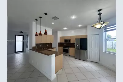 2436 SW 162nd Ter, Miramar, FL 33027 - Photo 15