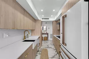 5480 N Ocean Dr, Singer Island, FL 33404 - Photo 11