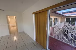 1595 NE 125th St, North Miami, FL 33161 - Photo 7