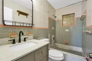 17950 NW 6th Ct, Miami Gardens, FL 33169 - Photo 9