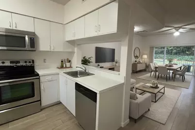 16727 Hemingway Dr, Weston, FL 33326 - Photo 5