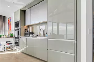 18975 Collins Ave, Sunny Isles Beach, FL 33160 - Photo 7