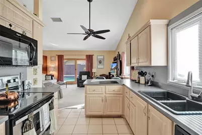 8080 NW 51st Ct, Lauderhill, FL 33351 - Photo 25