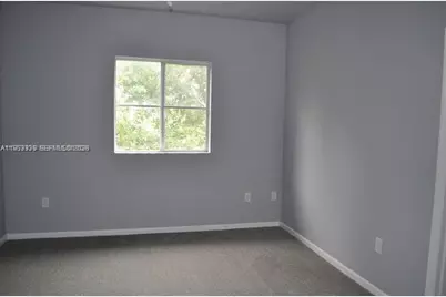 8306 Santa Monica Ave, Tamarac, FL 33321 - Photo 9