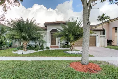 1481 NE 40th Ave, Homestead, FL 33033 - Photo 1