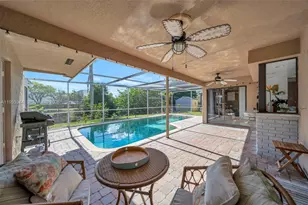 9220 SW 56th St, Cooper City, FL 33328 - Photo 3