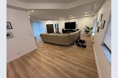 3911 SW 56th Ct, Dania Beach, FL 33312 - Photo 7