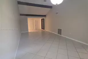 1752 NW 74th Ave, Plantation, FL 33313 - Photo 7