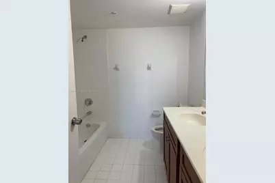 36 NW 6th Ave #1108, Miami, FL 33128 - Photo 11